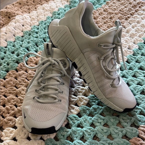 Nike Free Metcon 6 Training Running Shoes Womans sz 7 - Picture 6 of 6